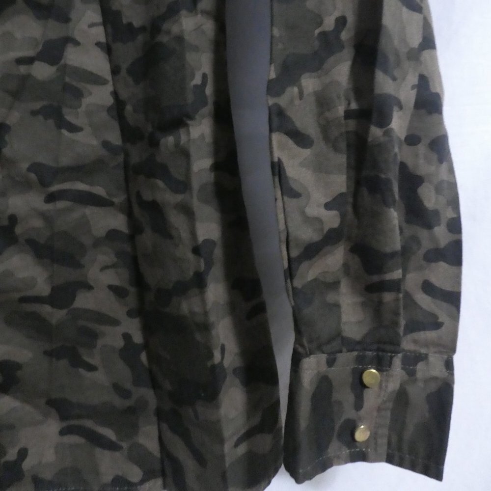 MAX | UK 14 EUR 40 | Camo / Camouflage Snap Button-Up Front Shirt | NWOT - Picture 12 of 16